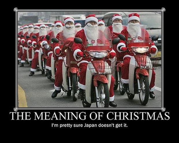 tagged with Funny Christmas Demotivational Posters - 35 Pics