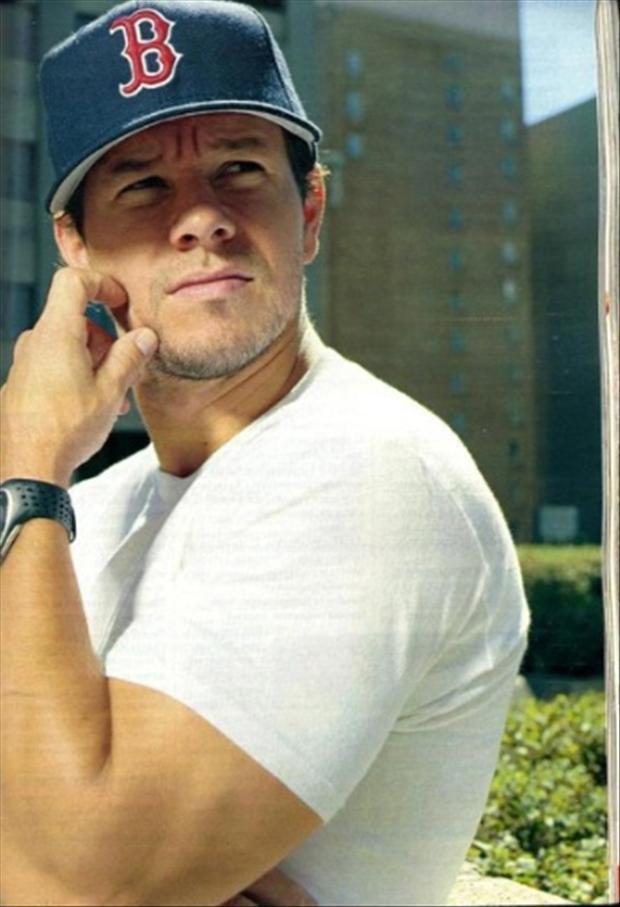 http://www.dumpaday.com/wp-content/uploads/2012/11/Mark-Wahlberg.jpg