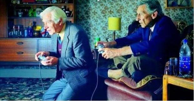 old-people-playing-games1.jpg