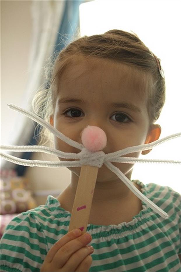 the Easy Easter DIY Crafts- Easter bunny mask