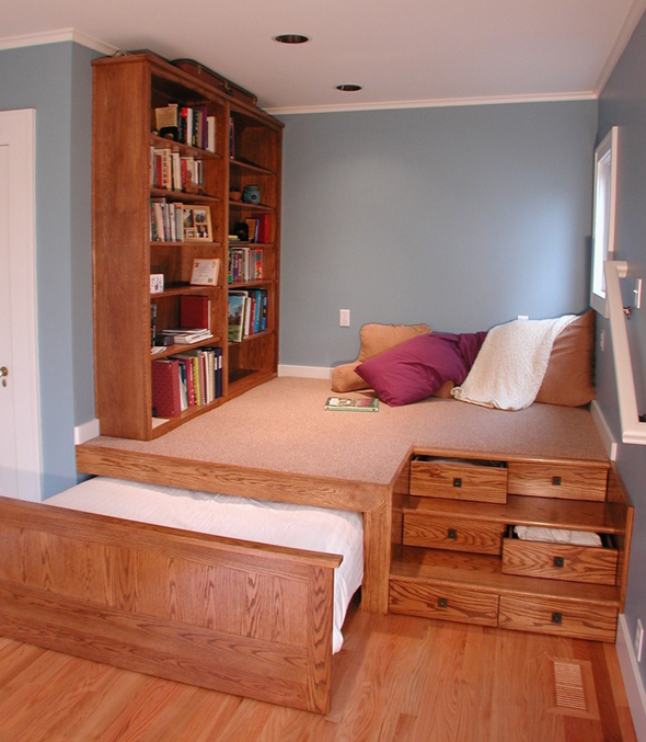 pull out bed and reading area