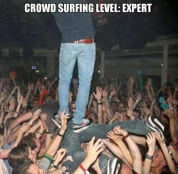 crowd surfing level expert