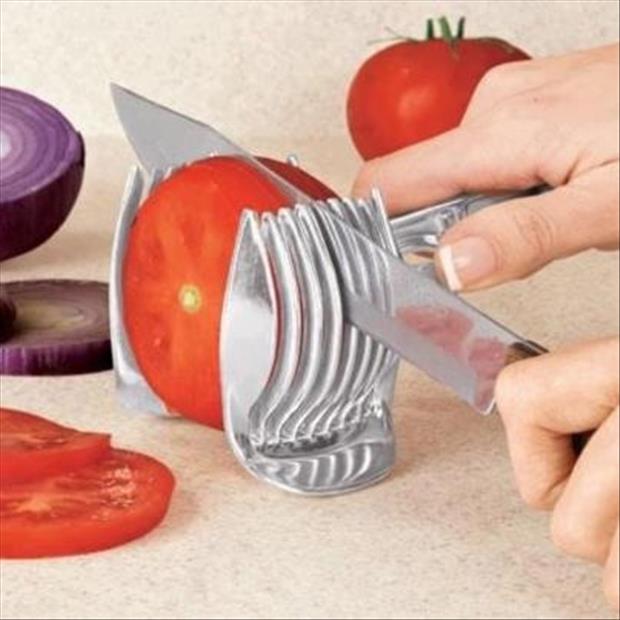 a tomato slicer