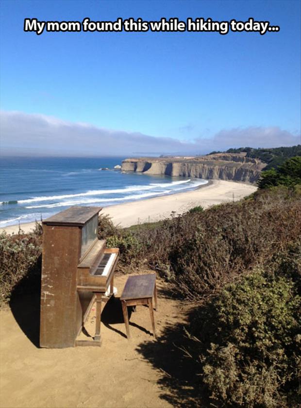 piano on the beach