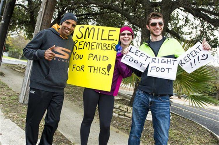 funny-marathon-signs-12