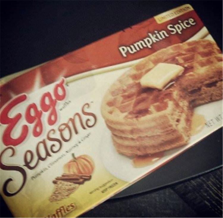 pumpkin spice waffles