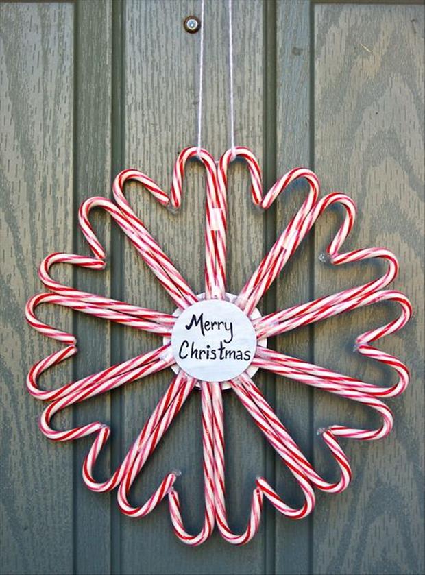 Do It Yourself Christmas Crafts  45 Pics